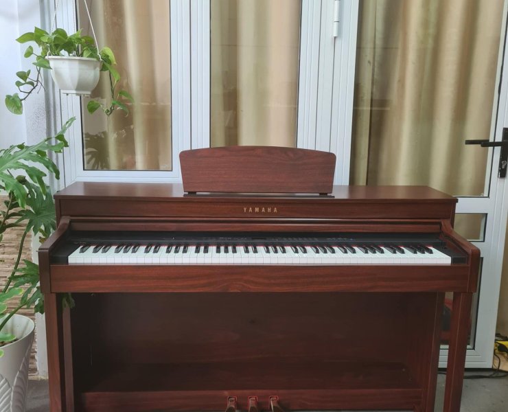 YAMAHA CLP-430M