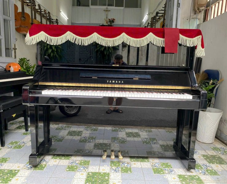 YAMAHA UX